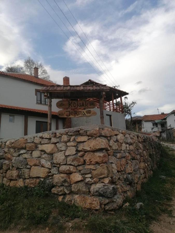 Konak Jerma Pirot Buitenkant foto