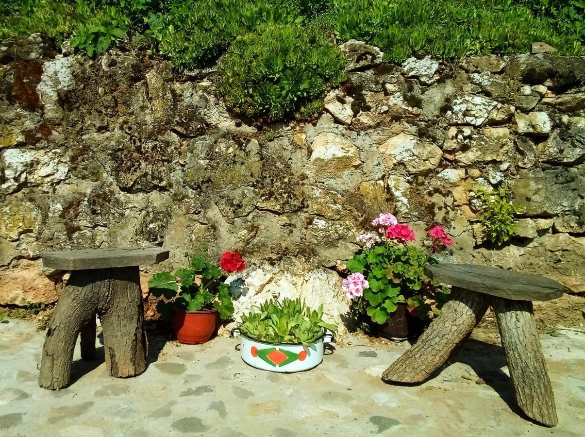 Konak Jerma Pirot Buitenkant foto