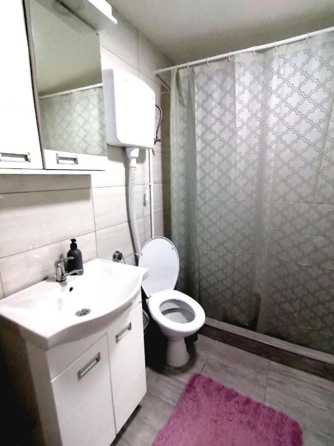 Konak Jerma Pirot Buitenkant foto